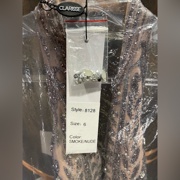 Clarisse Prom Dress -Size 6(Fits like a 4) - Picture 6 of 6